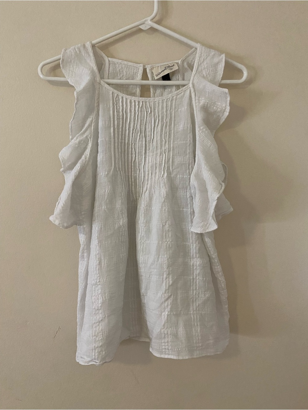 Universal Thread Cotton White Ruffled Pintuck Sleeveless Top